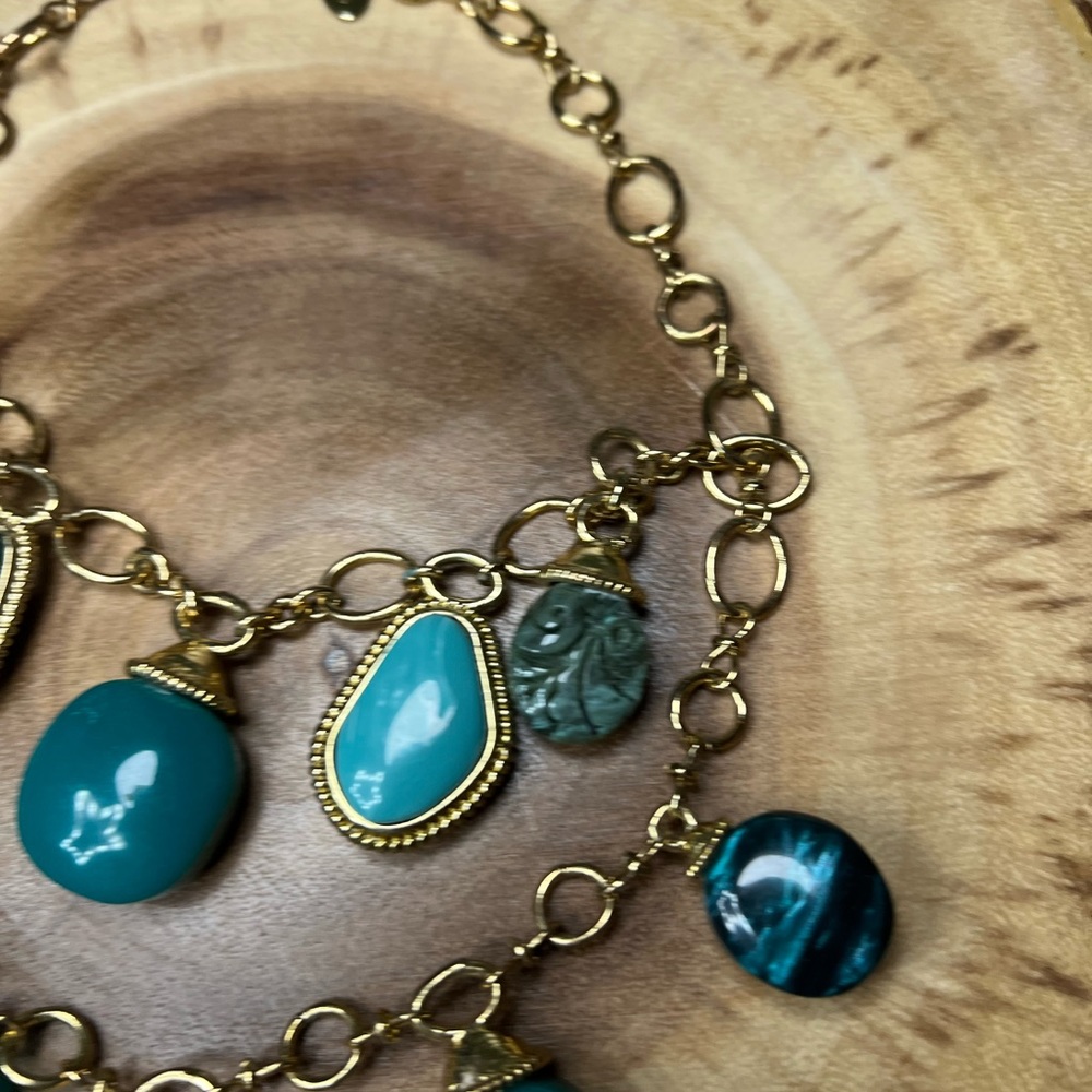 VTG| Chicos Carved Teal Statement Necklace 💙✨ - Picture 6 of 8